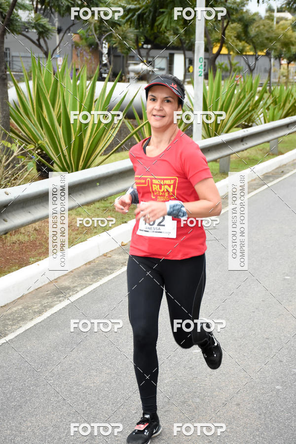 Buy your photos of the eventSantander Track & Field Run Series - Paineiras Shopping on Fotop