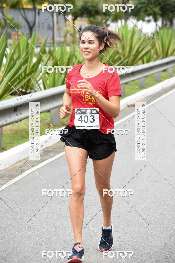 Buy your photos of the eventSantander Track & Field Run Series - Paineiras Shopping on Fotop