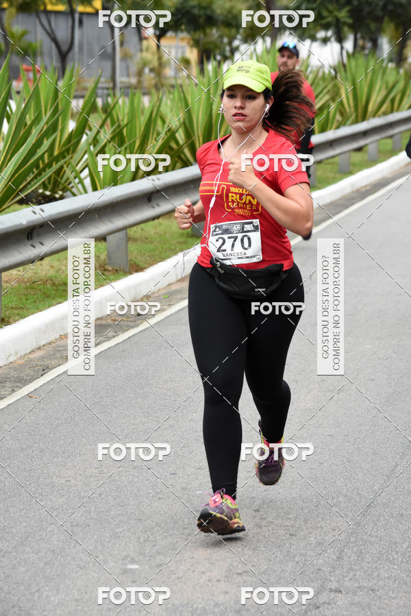 Buy your photos of the eventSantander Track & Field Run Series - Paineiras Shopping on Fotop