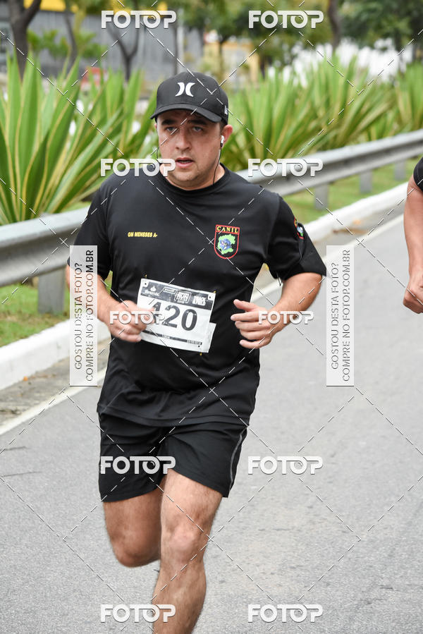 Buy your photos of the eventSantander Track & Field Run Series - Paineiras Shopping on Fotop
