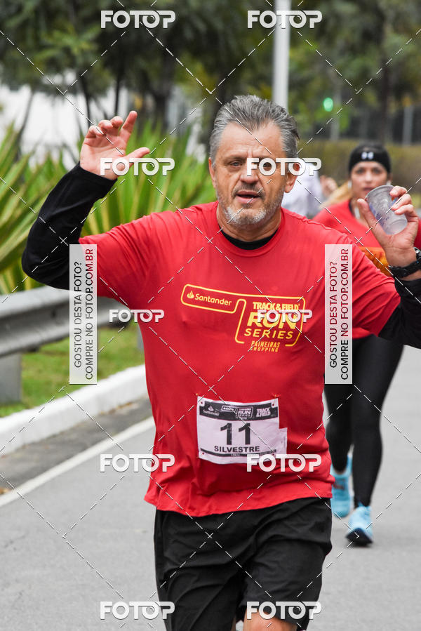 Buy your photos of the eventSantander Track & Field Run Series - Paineiras Shopping on Fotop
