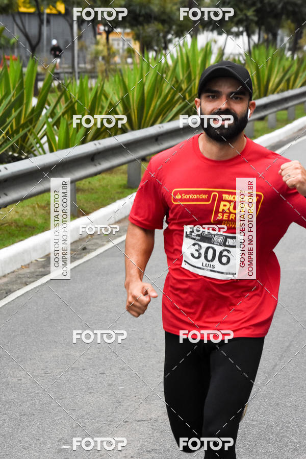 Buy your photos of the eventSantander Track & Field Run Series - Paineiras Shopping on Fotop