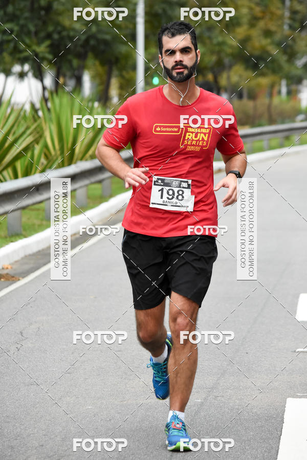 Buy your photos of the eventSantander Track & Field Run Series - Paineiras Shopping on Fotop