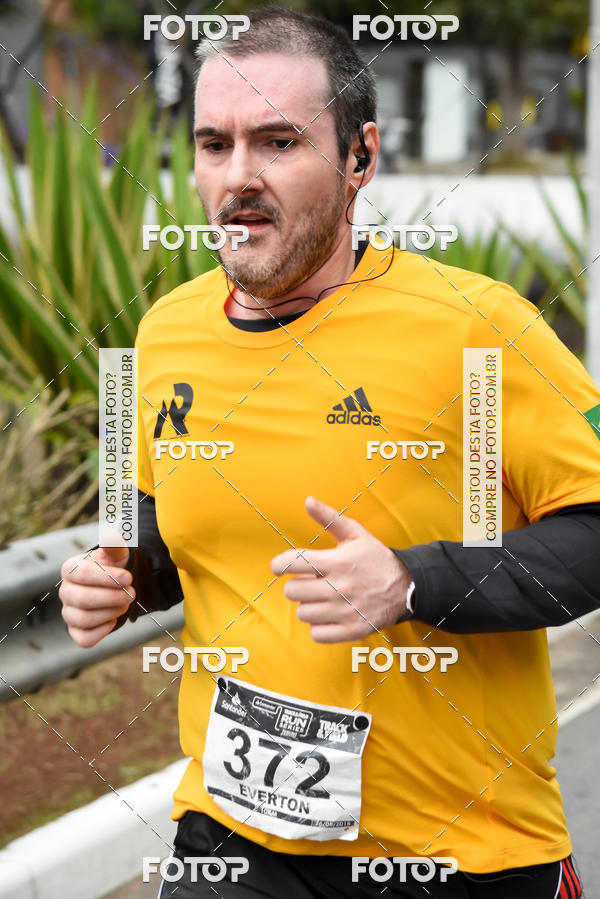 Buy your photos of the eventSantander Track & Field Run Series - Paineiras Shopping on Fotop