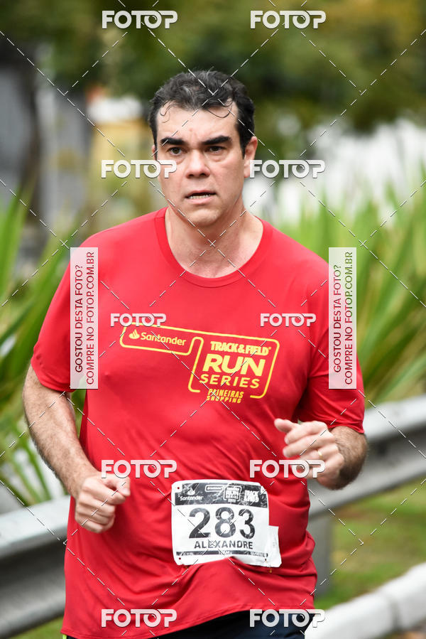 Buy your photos of the eventSantander Track & Field Run Series - Paineiras Shopping on Fotop