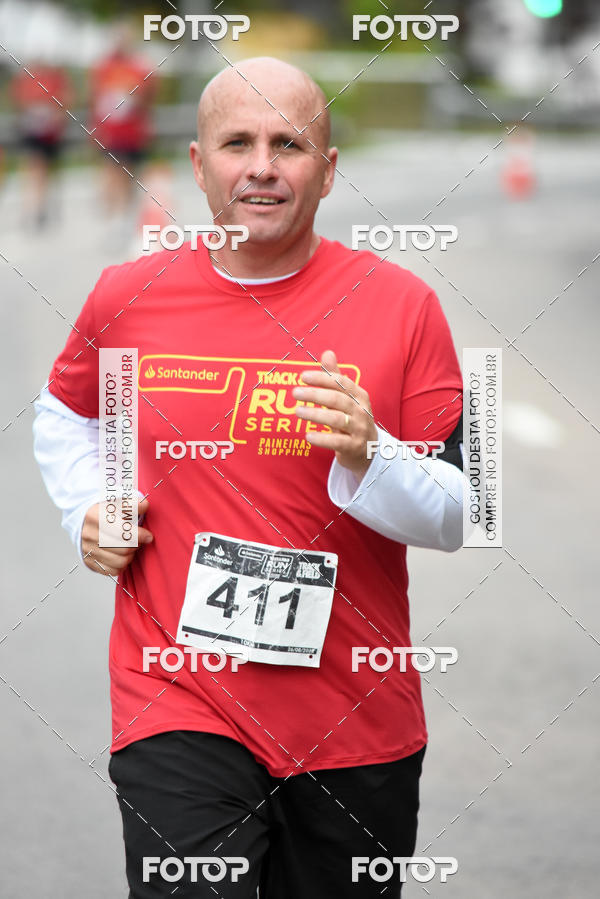 Buy your photos of the eventSantander Track & Field Run Series - Paineiras Shopping on Fotop