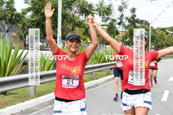 Buy your photos of the eventSantander Track & Field Run Series - Paineiras Shopping on Fotop