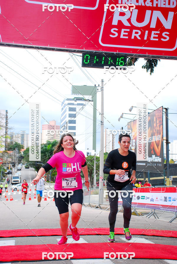 Buy your photos of the eventSantander Track & Field Run Series - Paineiras Shopping on Fotop