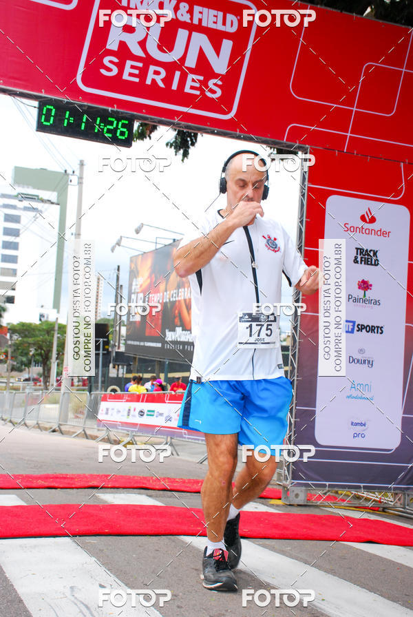 Buy your photos of the eventSantander Track & Field Run Series - Paineiras Shopping on Fotop