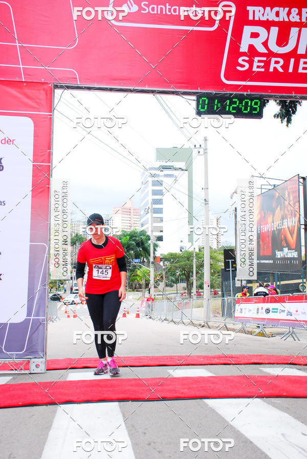 Buy your photos of the eventSantander Track & Field Run Series - Paineiras Shopping on Fotop