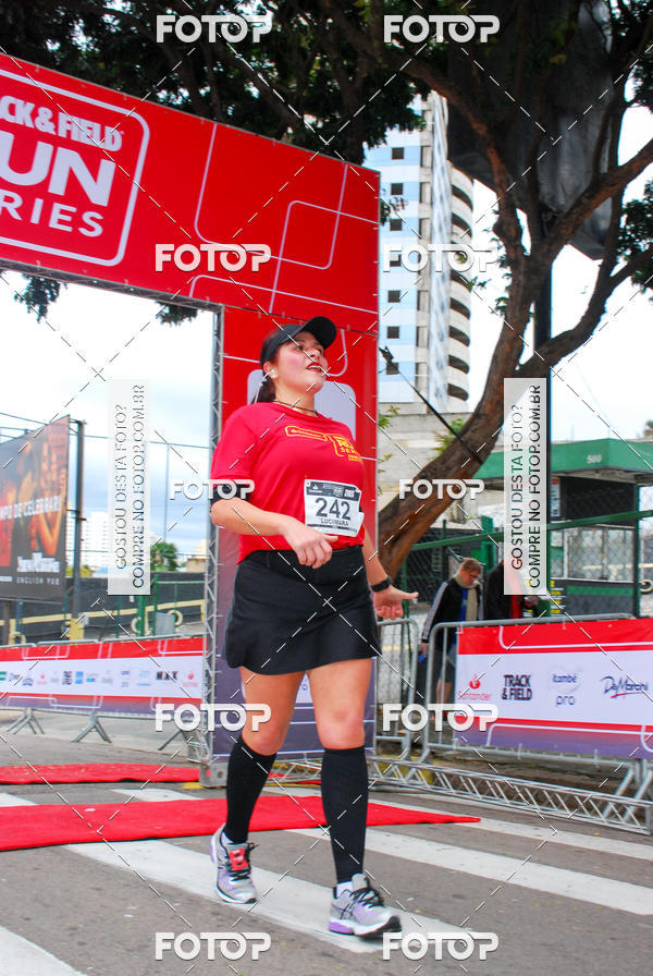Buy your photos of the eventSantander Track & Field Run Series - Paineiras Shopping on Fotop