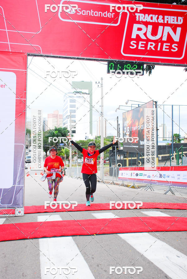 Buy your photos of the eventSantander Track & Field Run Series - Paineiras Shopping on Fotop
