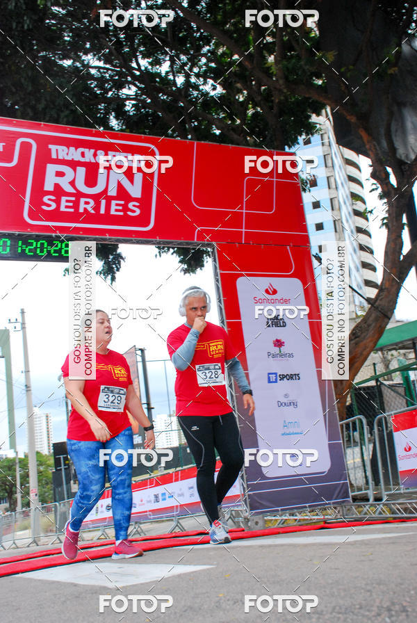 Buy your photos of the eventSantander Track & Field Run Series - Paineiras Shopping on Fotop