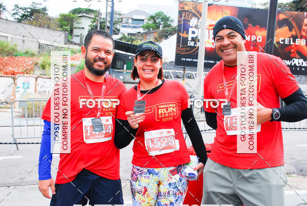 Buy your photos of the eventSantander Track & Field Run Series - Paineiras Shopping on Fotop