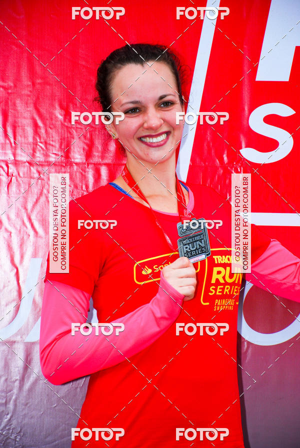 Buy your photos of the eventSantander Track & Field Run Series - Paineiras Shopping on Fotop