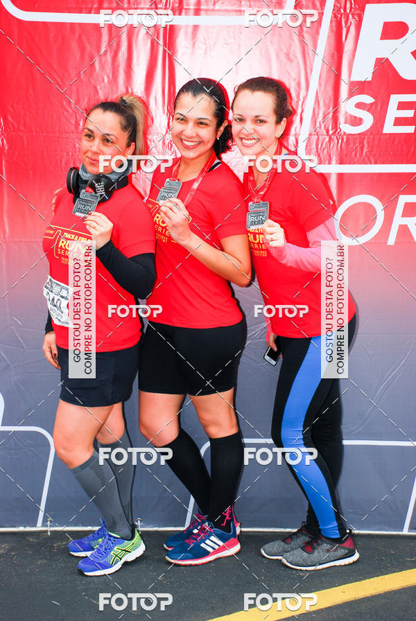 Buy your photos of the eventSantander Track & Field Run Series - Paineiras Shopping on Fotop