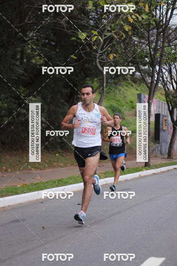 Buy your photos of the eventSantander Track & Field Run Series - Paineiras Shopping on Fotop