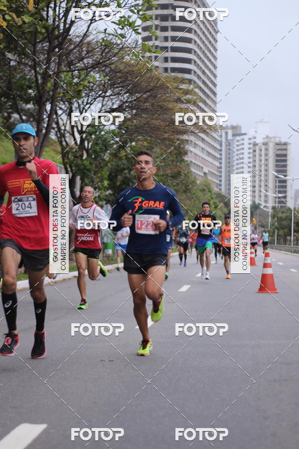 Buy your photos of the eventSantander Track & Field Run Series - Paineiras Shopping on Fotop