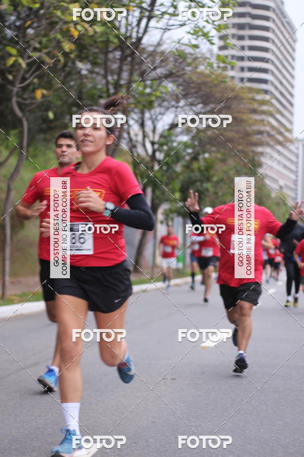 Buy your photos of the eventSantander Track & Field Run Series - Paineiras Shopping on Fotop