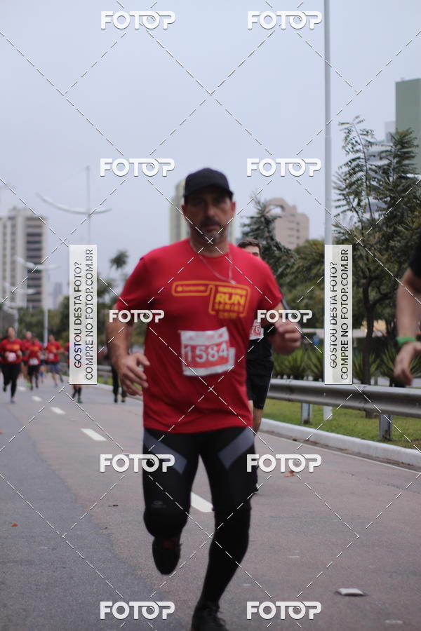 Buy your photos of the eventSantander Track & Field Run Series - Paineiras Shopping on Fotop