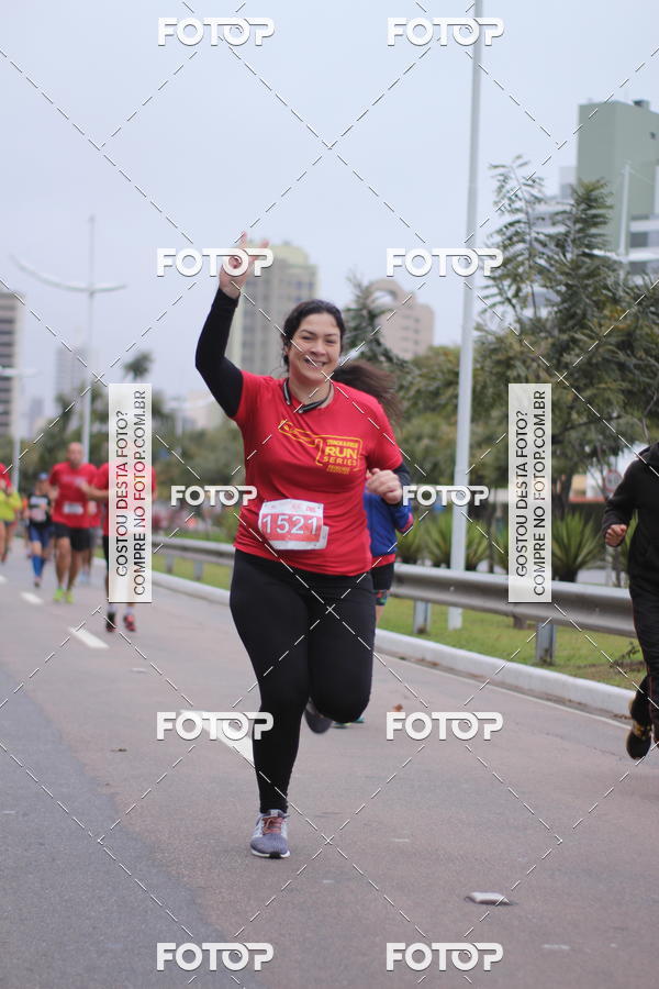 Buy your photos of the eventSantander Track & Field Run Series - Paineiras Shopping on Fotop
