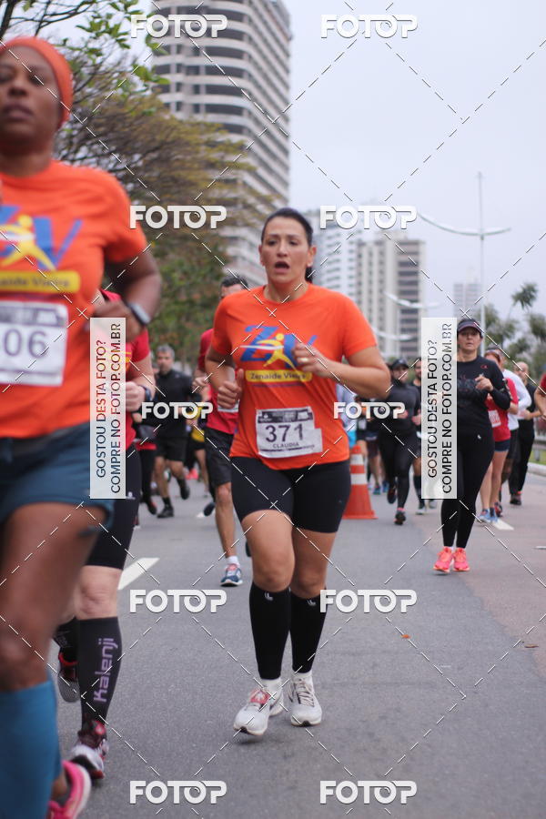 Buy your photos of the eventSantander Track & Field Run Series - Paineiras Shopping on Fotop