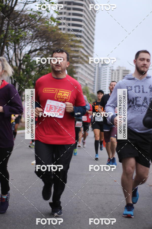Buy your photos of the eventSantander Track & Field Run Series - Paineiras Shopping on Fotop