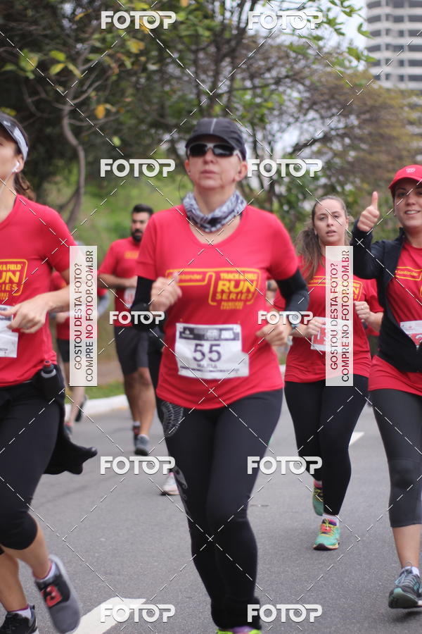 Buy your photos of the eventSantander Track & Field Run Series - Paineiras Shopping on Fotop