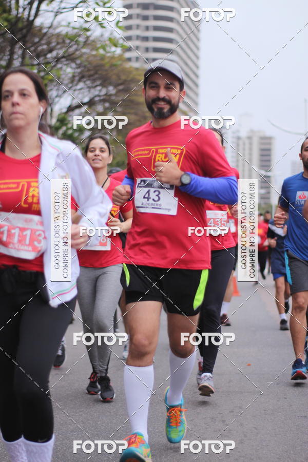 Buy your photos of the eventSantander Track & Field Run Series - Paineiras Shopping on Fotop