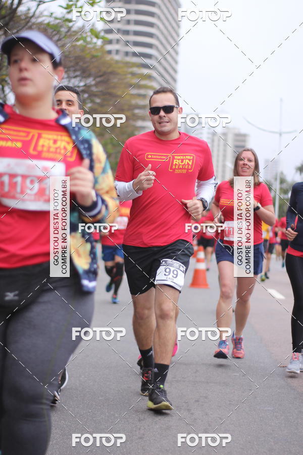 Buy your photos of the eventSantander Track & Field Run Series - Paineiras Shopping on Fotop