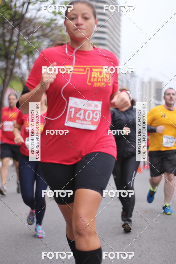 Buy your photos of the eventSantander Track & Field Run Series - Paineiras Shopping on Fotop
