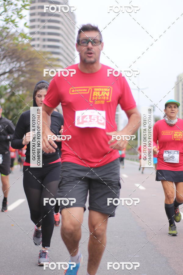Buy your photos of the eventSantander Track & Field Run Series - Paineiras Shopping on Fotop