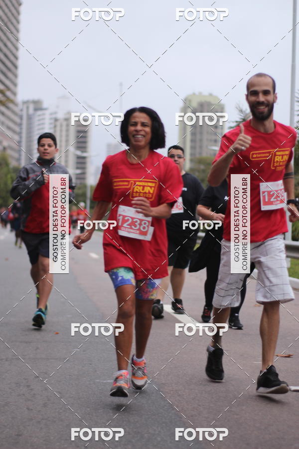Buy your photos of the eventSantander Track & Field Run Series - Paineiras Shopping on Fotop