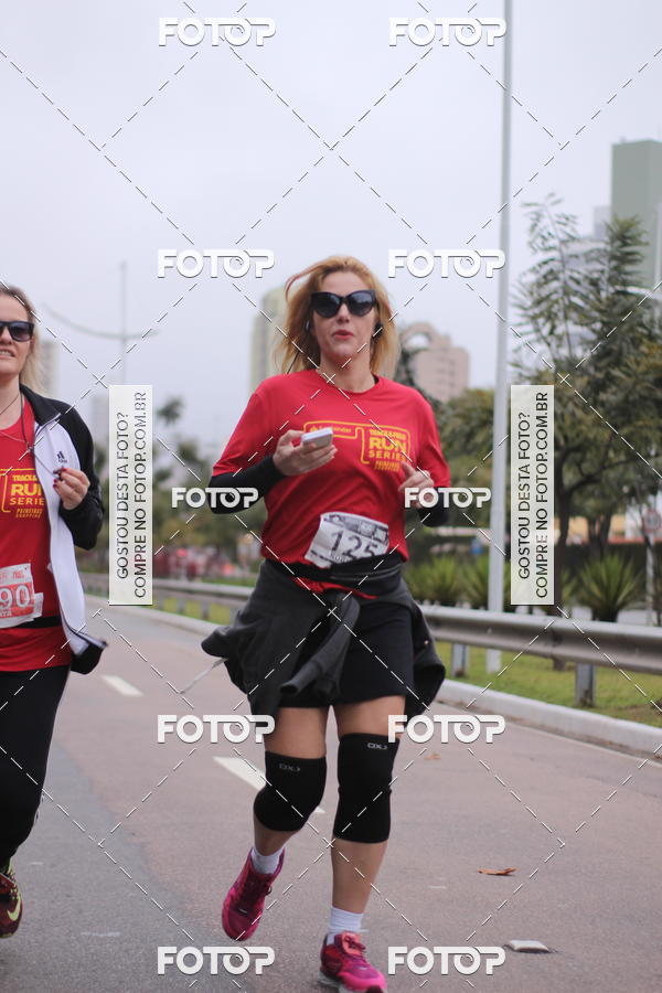 Buy your photos of the eventSantander Track & Field Run Series - Paineiras Shopping on Fotop