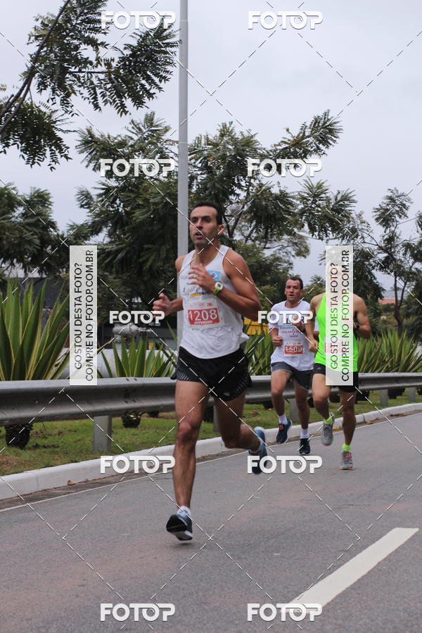 Buy your photos of the eventSantander Track & Field Run Series - Paineiras Shopping on Fotop