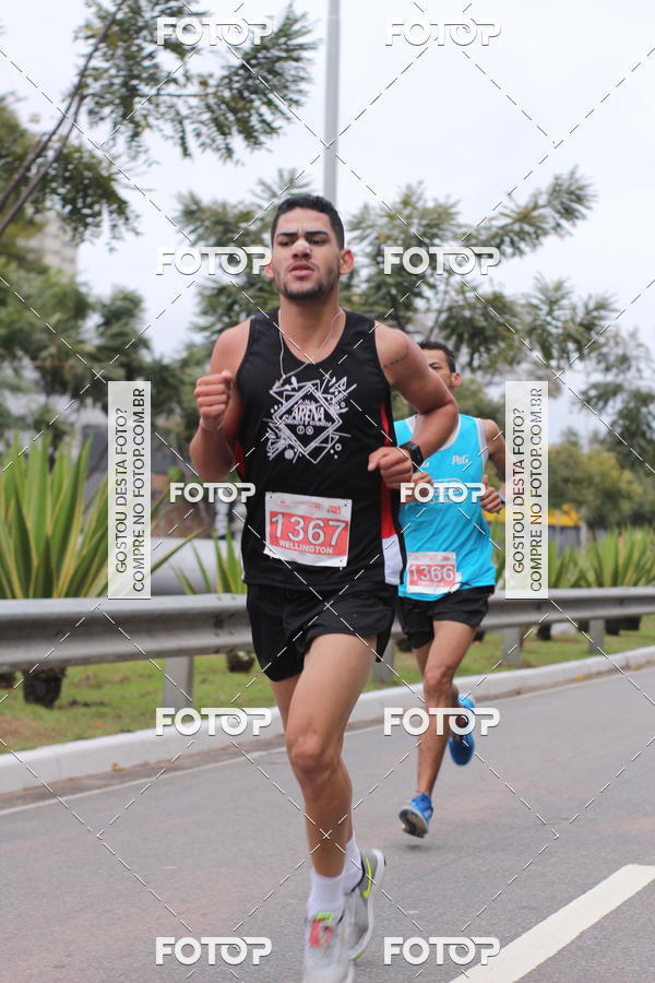 Buy your photos of the eventSantander Track & Field Run Series - Paineiras Shopping on Fotop