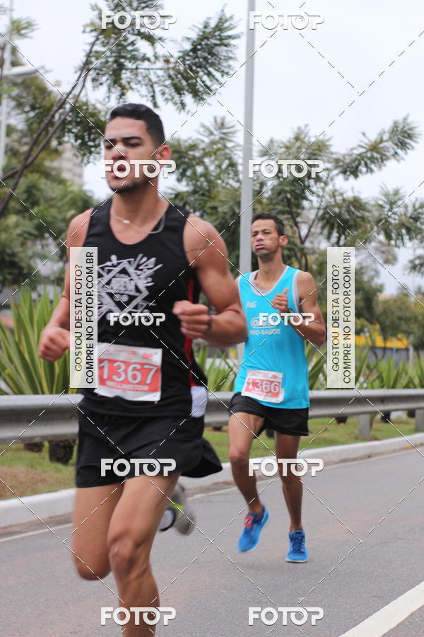 Buy your photos of the eventSantander Track & Field Run Series - Paineiras Shopping on Fotop