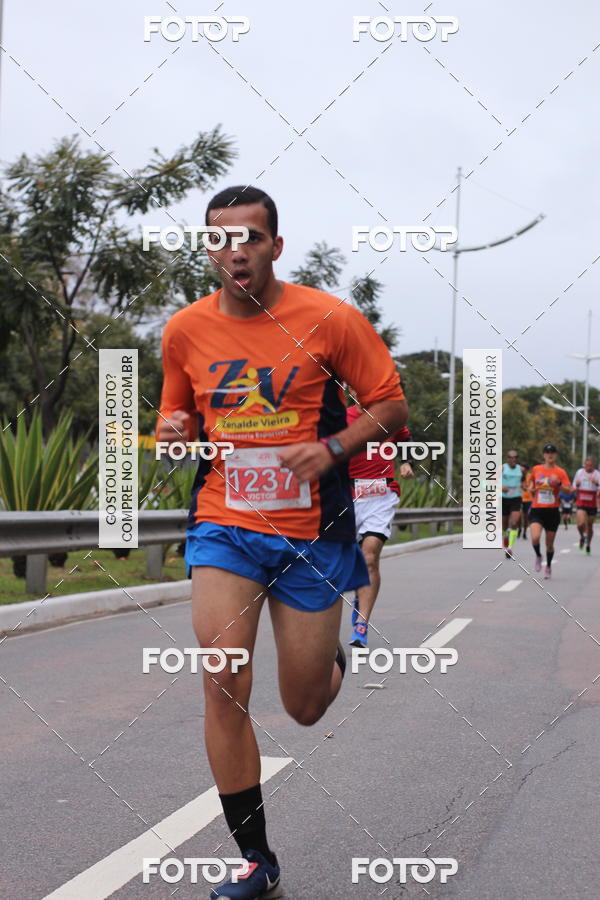 Buy your photos of the eventSantander Track & Field Run Series - Paineiras Shopping on Fotop