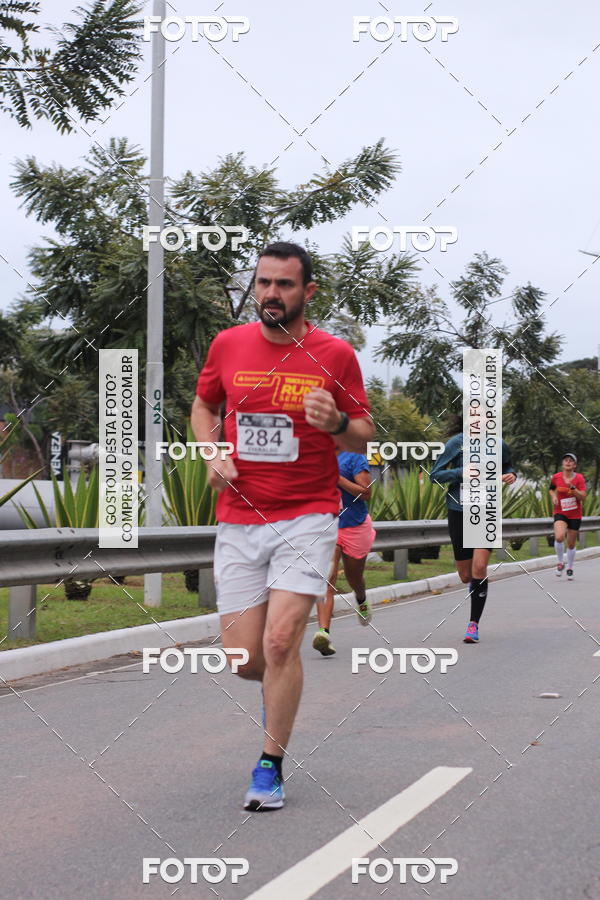 Buy your photos of the eventSantander Track & Field Run Series - Paineiras Shopping on Fotop