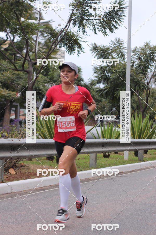Buy your photos of the eventSantander Track & Field Run Series - Paineiras Shopping on Fotop