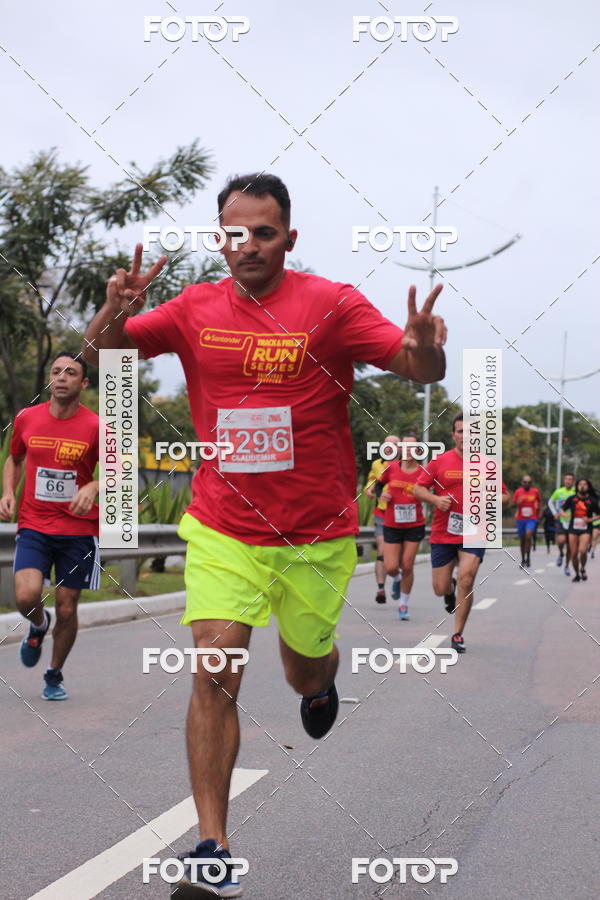 Buy your photos of the eventSantander Track & Field Run Series - Paineiras Shopping on Fotop