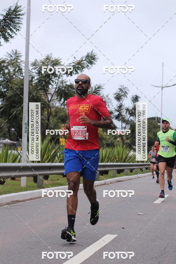 Buy your photos of the eventSantander Track & Field Run Series - Paineiras Shopping on Fotop