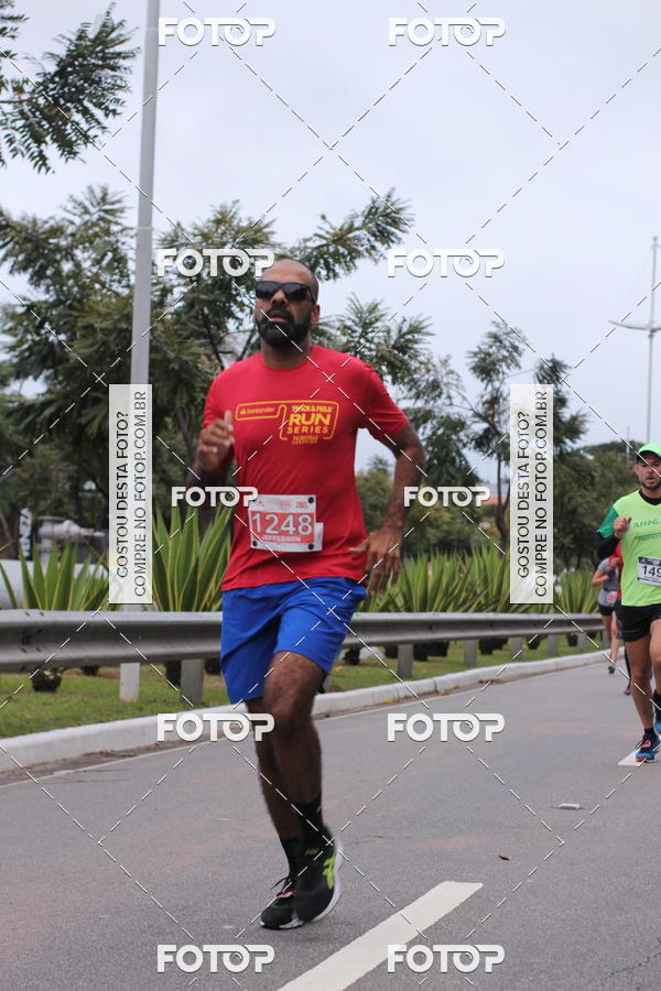 Buy your photos of the eventSantander Track & Field Run Series - Paineiras Shopping on Fotop