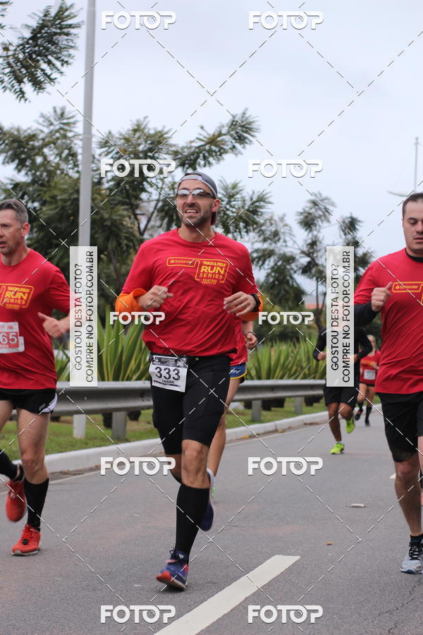 Buy your photos of the eventSantander Track & Field Run Series - Paineiras Shopping on Fotop