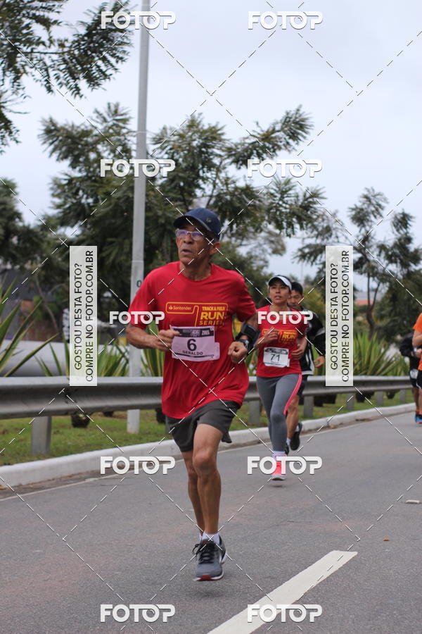 Buy your photos of the eventSantander Track & Field Run Series - Paineiras Shopping on Fotop