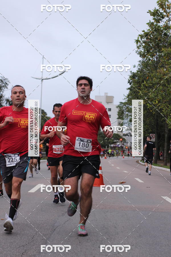 Buy your photos of the eventSantander Track & Field Run Series - Paineiras Shopping on Fotop