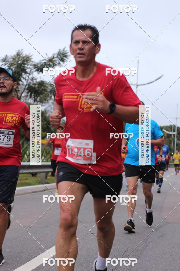 Buy your photos of the eventSantander Track & Field Run Series - Paineiras Shopping on Fotop