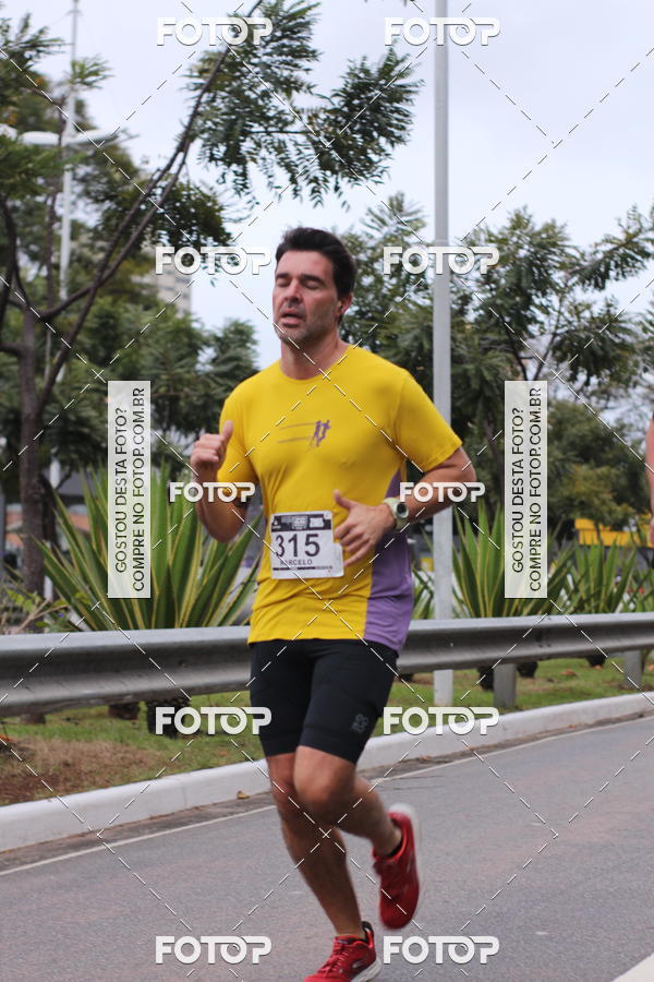 Buy your photos of the eventSantander Track & Field Run Series - Paineiras Shopping on Fotop