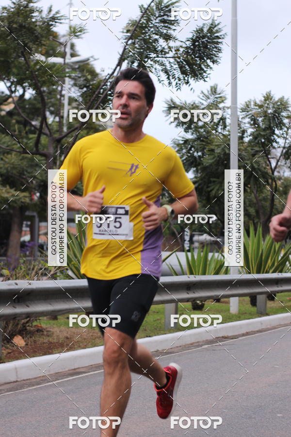 Buy your photos of the eventSantander Track & Field Run Series - Paineiras Shopping on Fotop