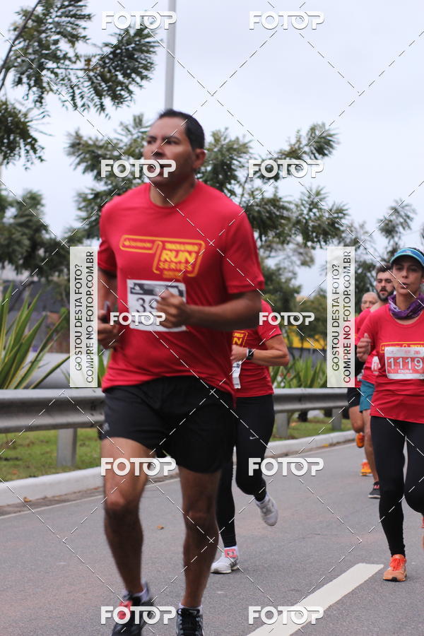 Buy your photos of the eventSantander Track & Field Run Series - Paineiras Shopping on Fotop